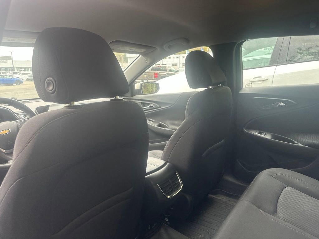 Used 2016 Chevrolet Malibu LT FWD image 23