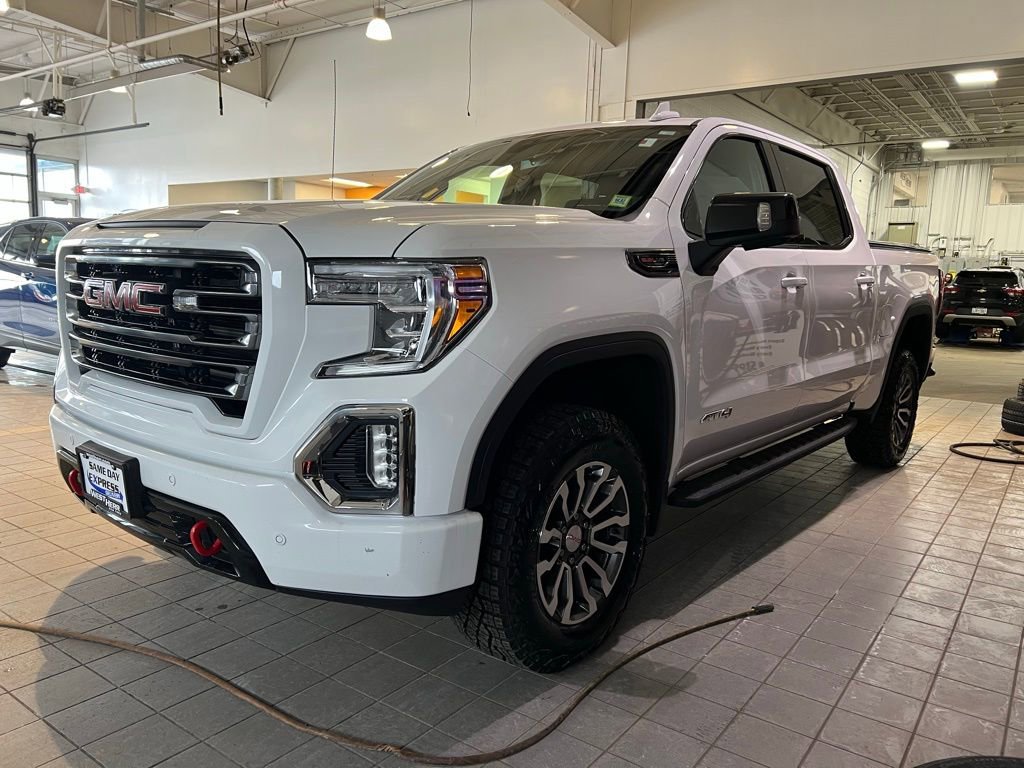 Used 2022 GMC Sierra 1500 AT4 w/ AT4 Premium Package image 4