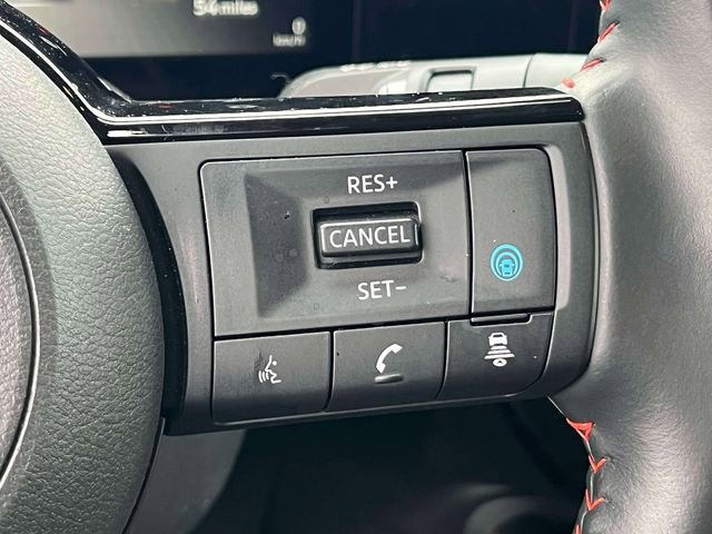 Used 2025 Nissan Kicks SR AWD/4WD image 23