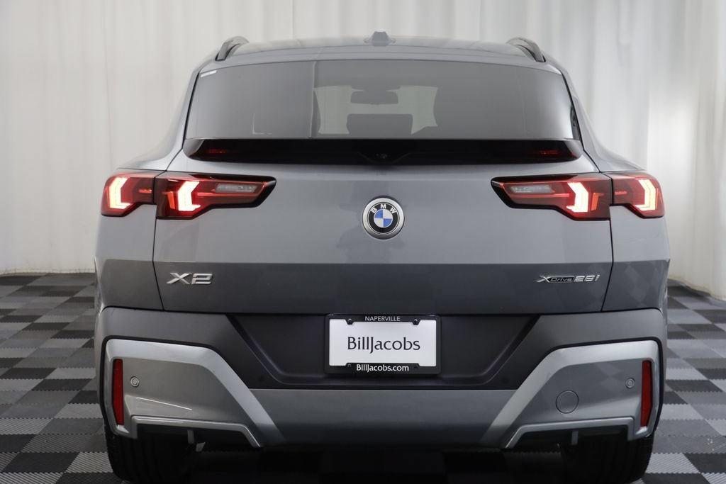 New 2026 BMW X2 xDrive28i w/ Technology Package AWD/4WD image 16