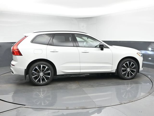 Used 2023 Volvo XC60 B5 Plus w/ Climate Package AWD/4WD image 9