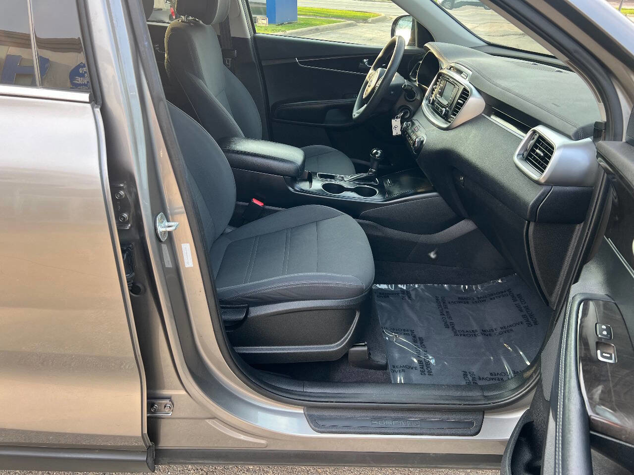 Used 2016 Kia Sorento AWD image 24
