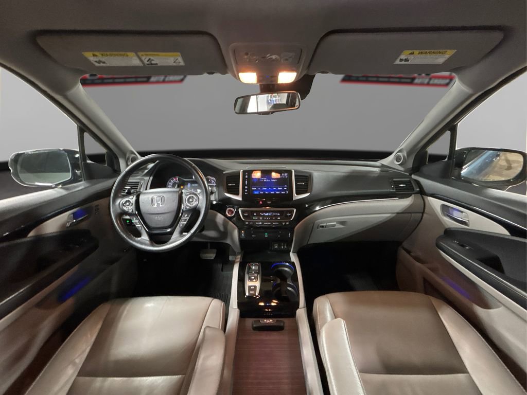 Used 2017 Honda Pilot Touring image 29