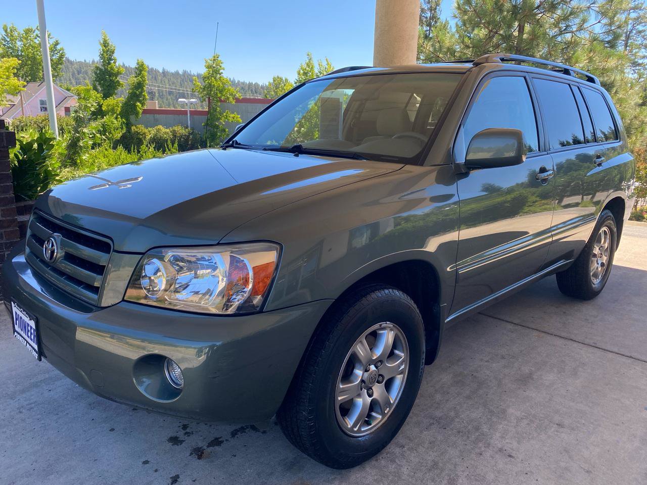 Used 2006 Toyota Highlander Limited FWD image 2