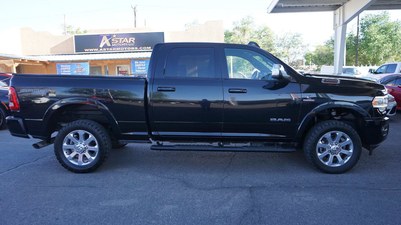 Used 2022 RAM 3500 Laramie AWD/4WD image 2