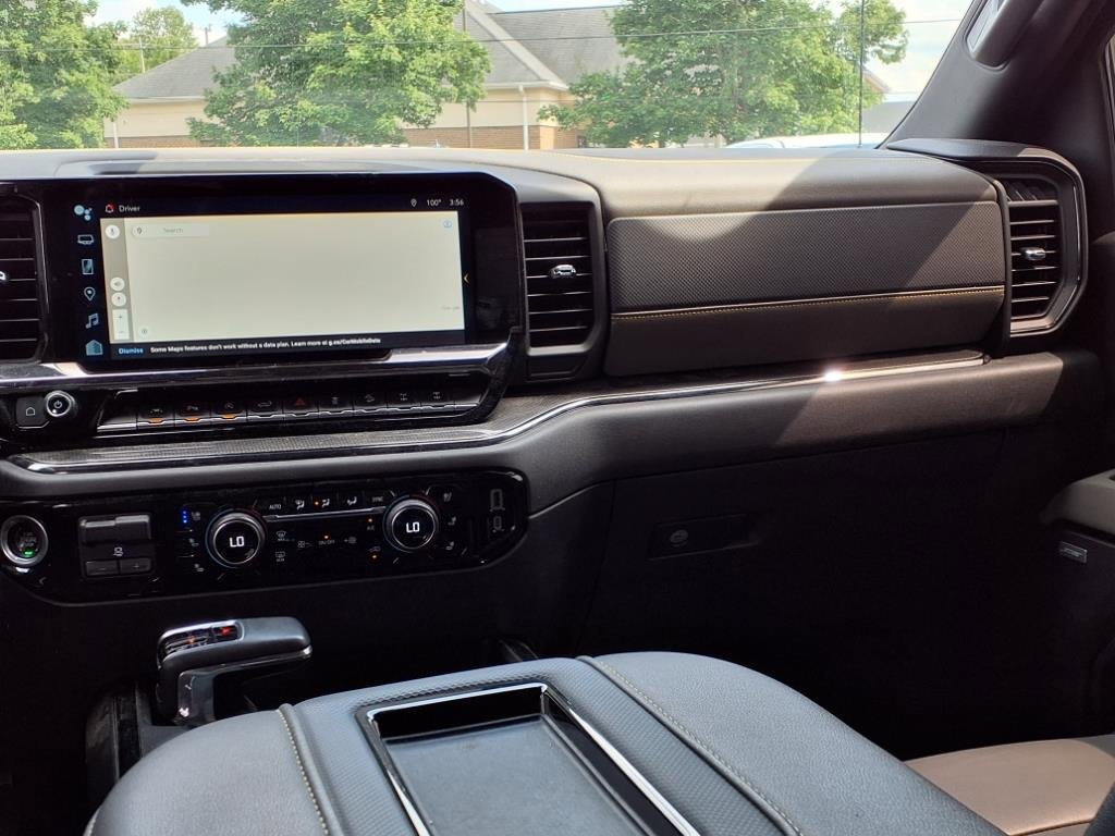 Used 2022 Chevrolet Silverado 1500 ZR2 w/ Technology Package image 11