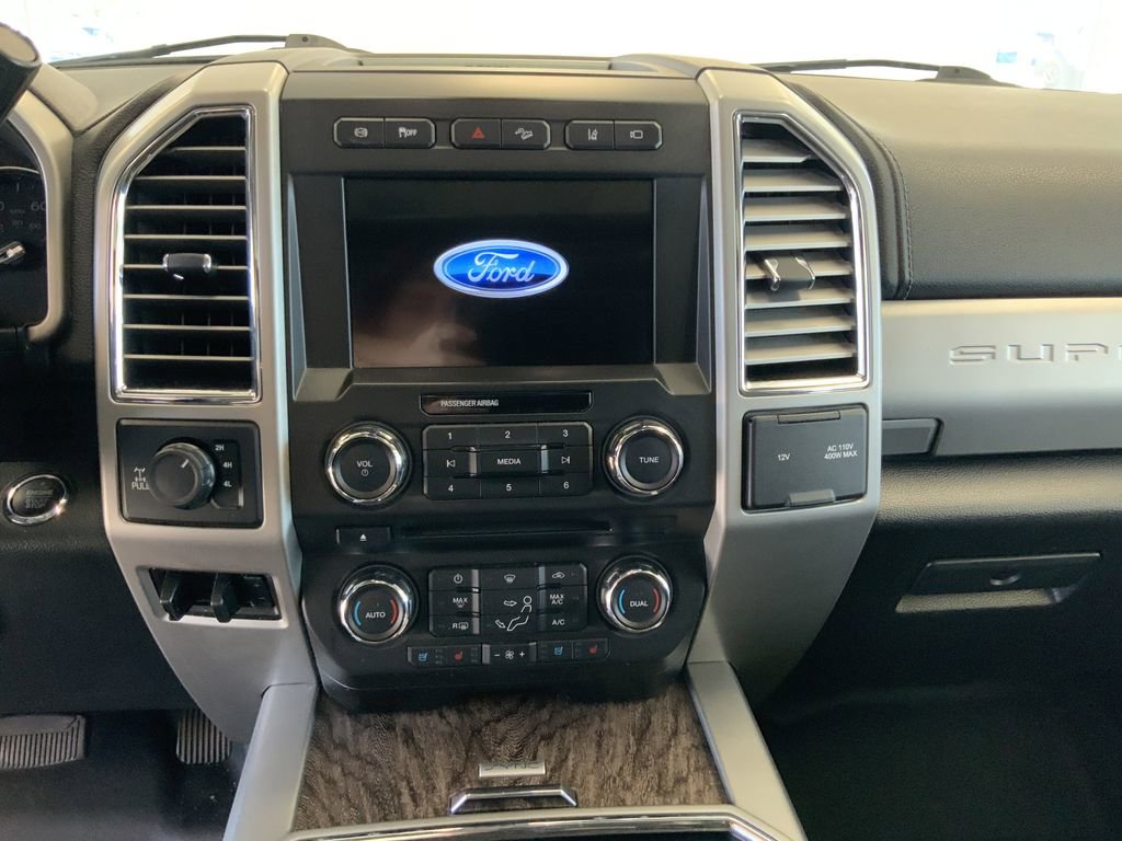 Used 2017 Ford F350 Lariat w/ Lariat Ultimate Package AWD/4WD image 22