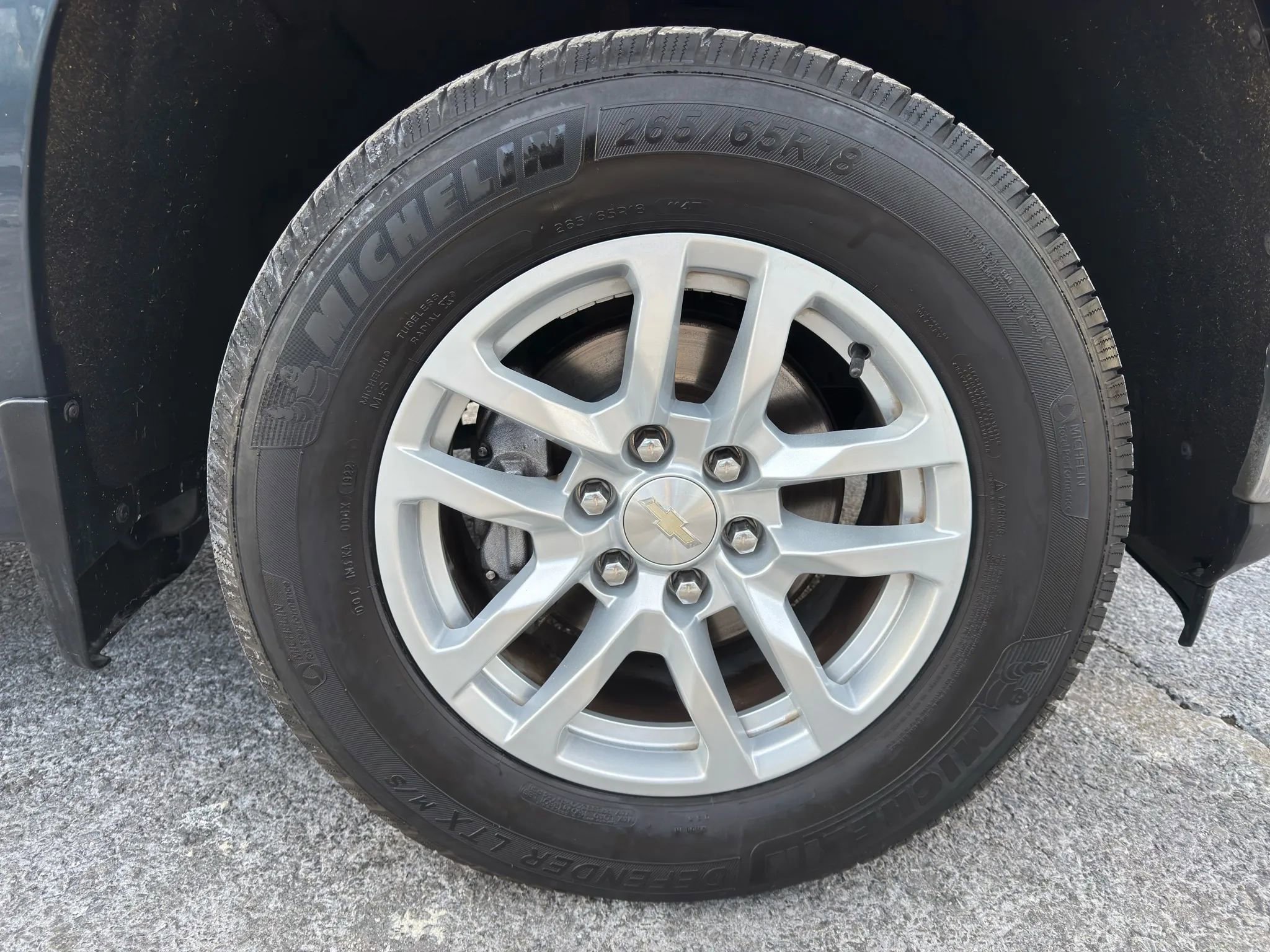 Used 2019 Chevrolet Silverado 1500 LT w/ All-Star Edition image 9