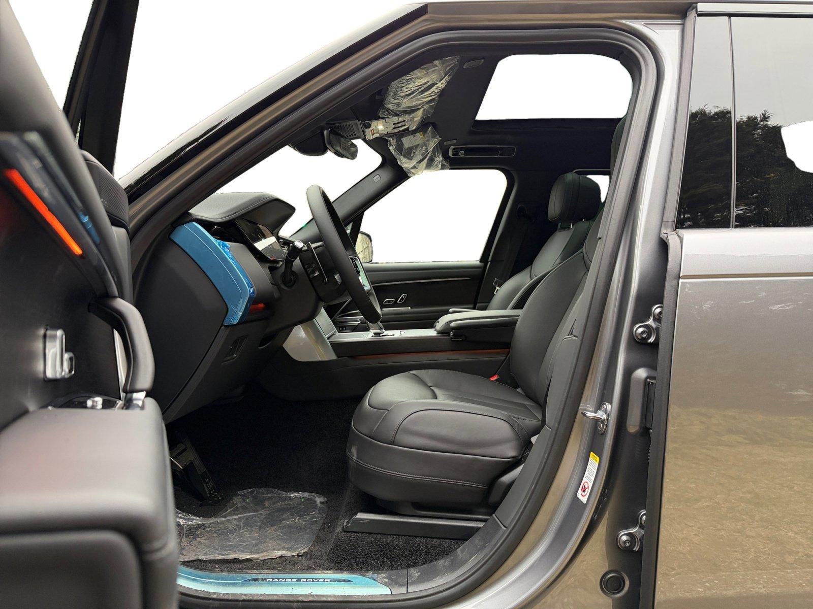 New 2026 Land Rover Range Rover SE AWD/4WD image 10