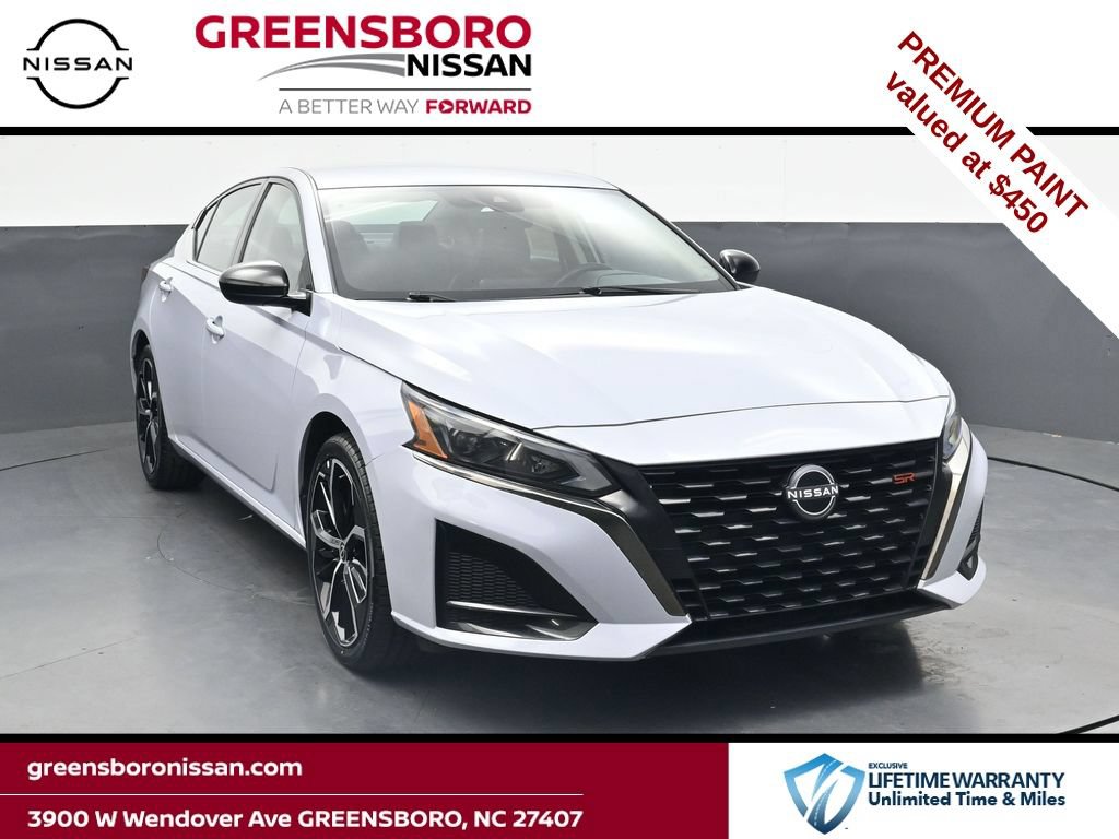 Used 2025 Nissan Altima 2.5 SR FWD image 1