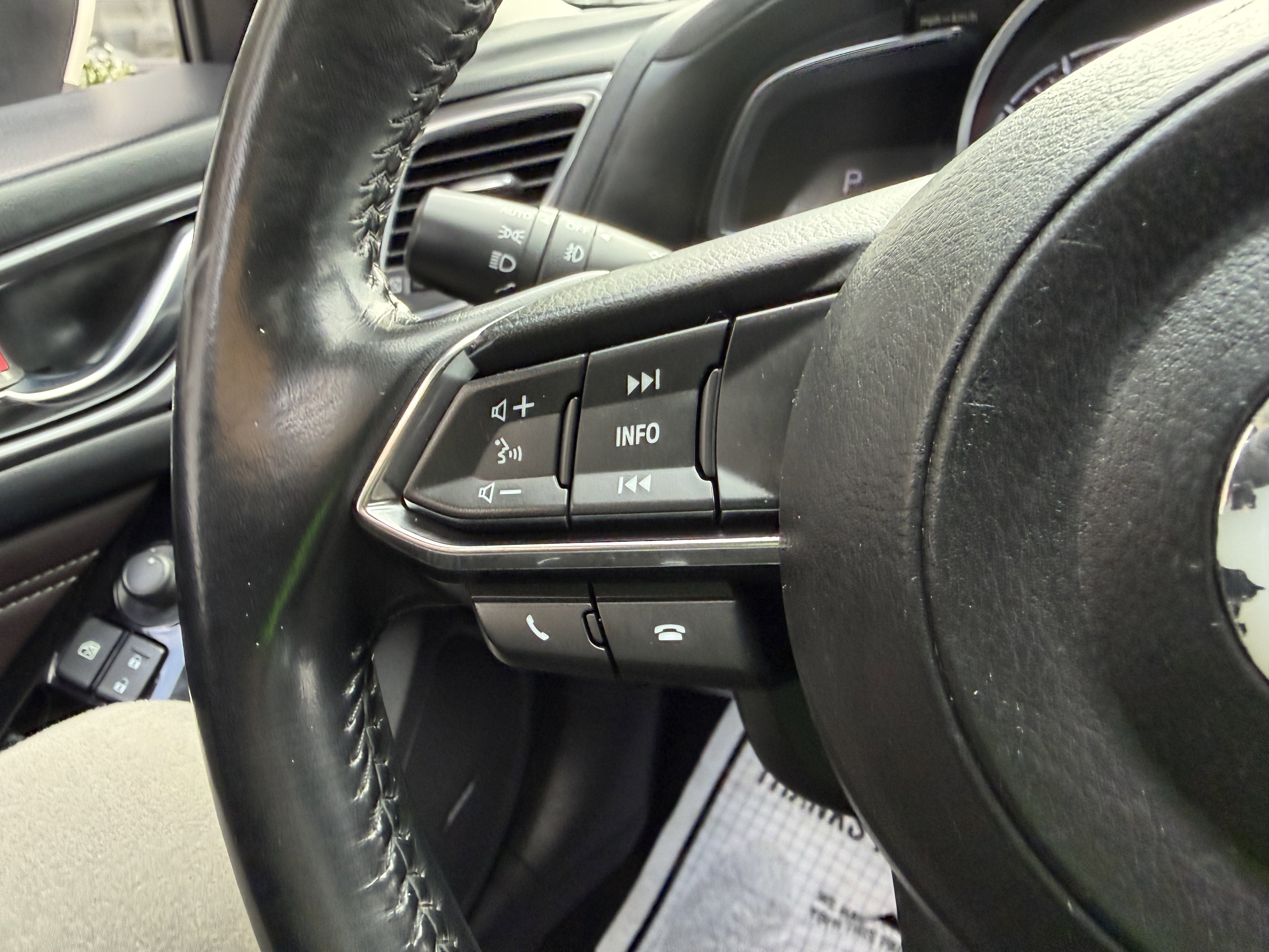 Used 2018 MAZDA MAZDA3 Grand Touring w/ Premium Equipment Package image 34