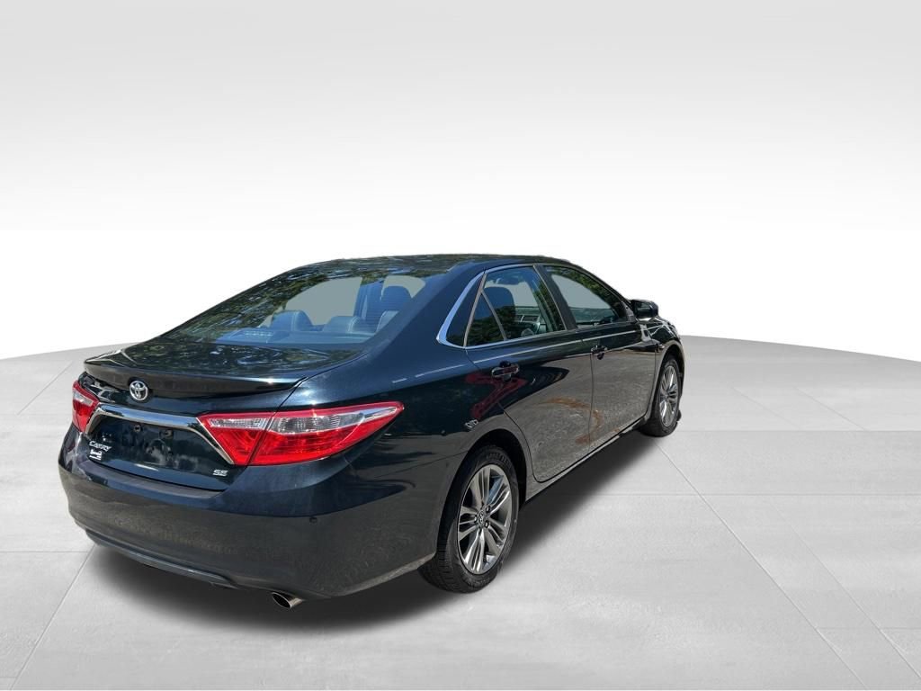 Used 2017 Toyota Camry SE FWD image 5