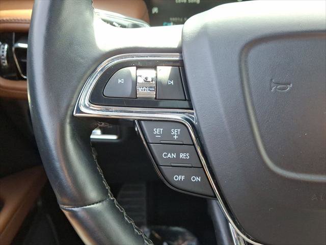 Used 2022 Lincoln Nautilus Reserve w/ Luxury Package image 17