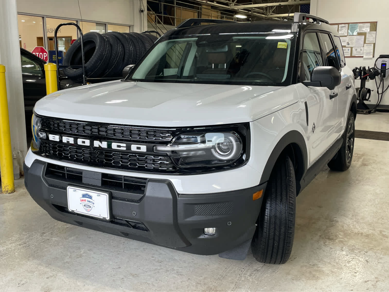 New 2026 Ford Bronco Sport Outer Banks w/ Outer Banks Tech Package+ AWD/4WD image 9