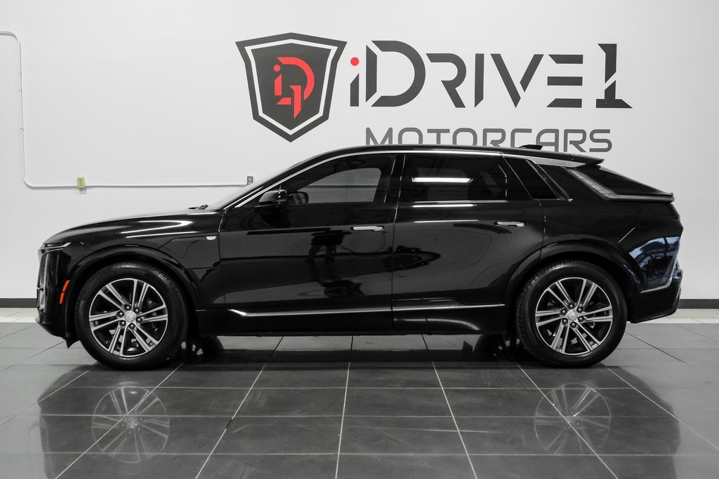 Used 2024 Cadillac Lyriq Luxury image 17