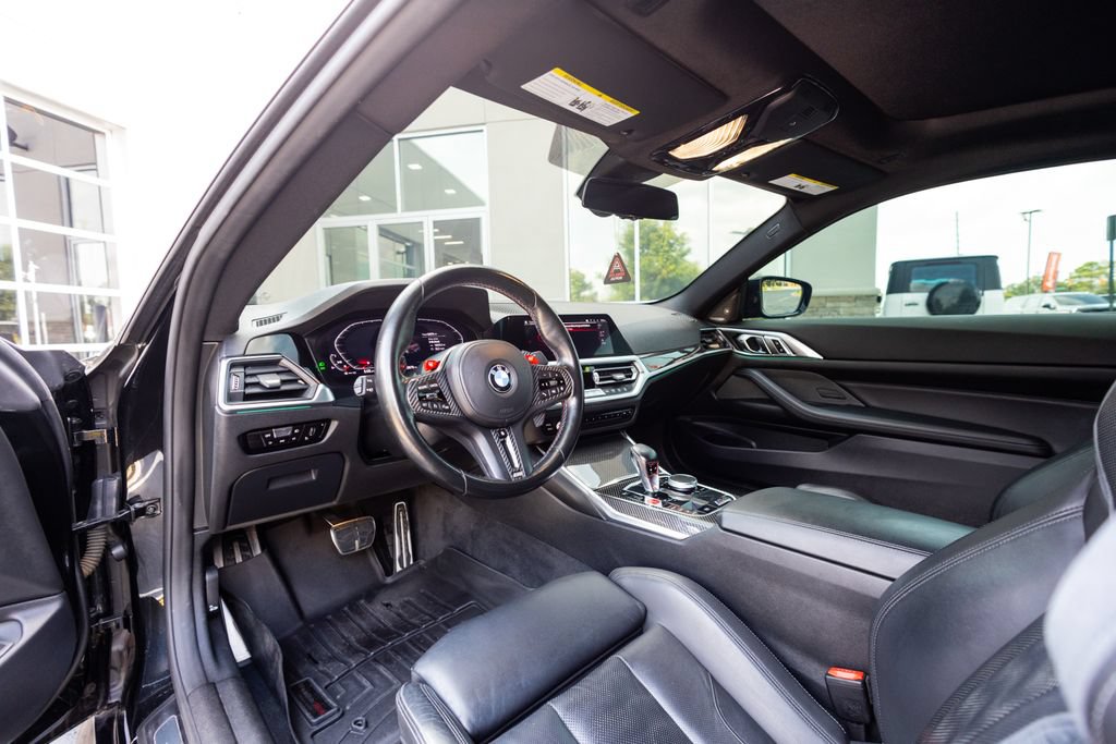 Used 2022 BMW M4 Competition w/ Executive Package RWD image 23