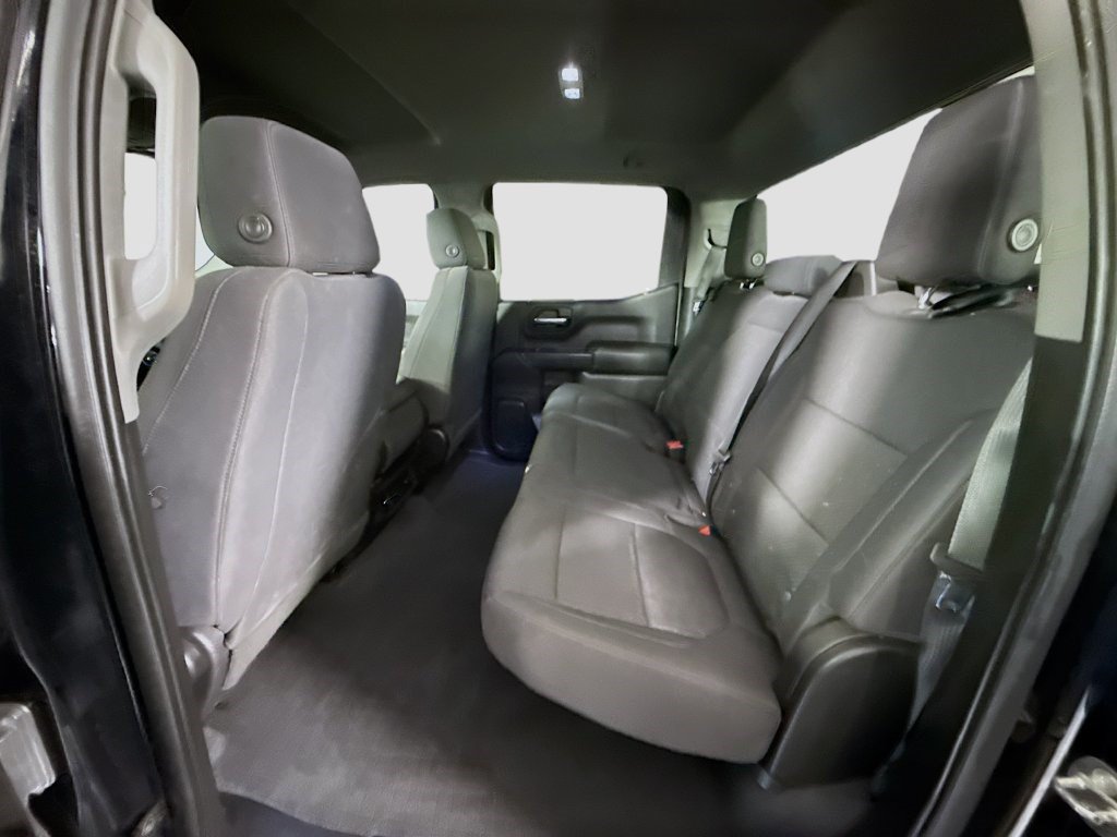 Used 2019 Chevrolet Silverado 1500 Custom w/ Custom Value Package AWD/4WD image 21