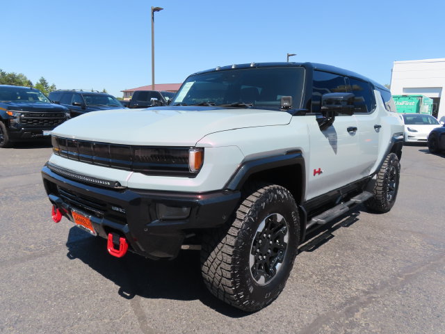 Used 2024 GMC Hummer EV 2X w/ Extreme Off-Road Package AWD/4WD image 3