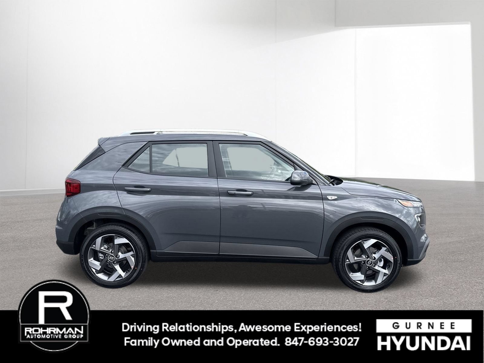 New 2026 Hyundai Venue SEL FWD image 11