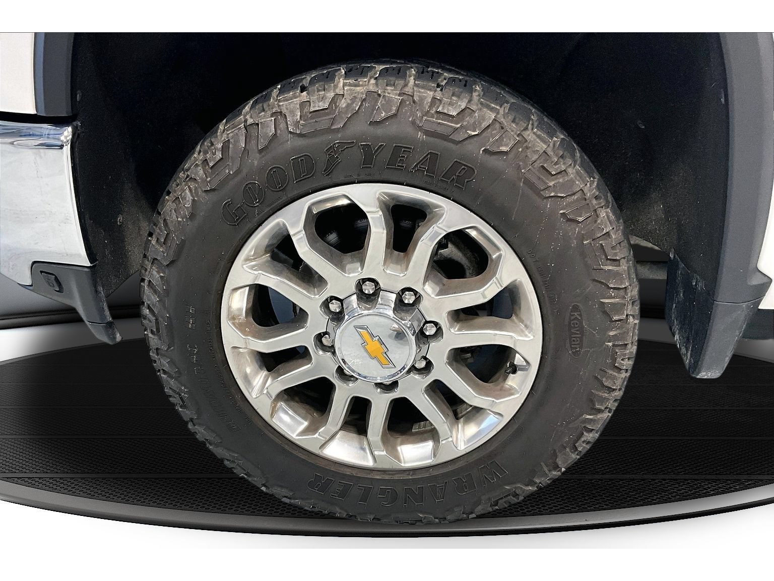 Used 2021 Chevrolet Silverado 2500 LTZ w/ LTZ Plus Package AWD/4WD image 51