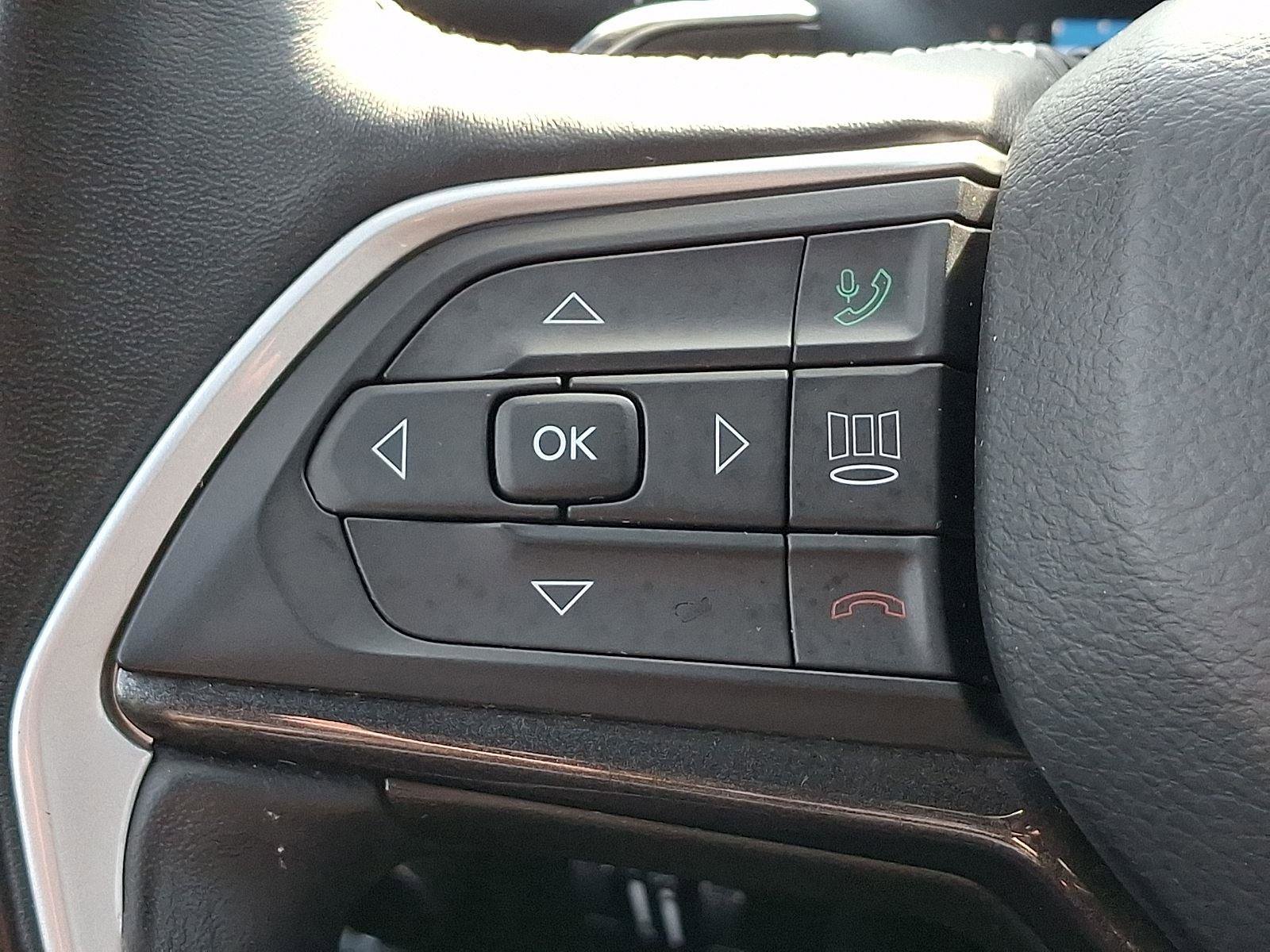 Used 2022 Jeep Grand Cherokee L Laredo image 21