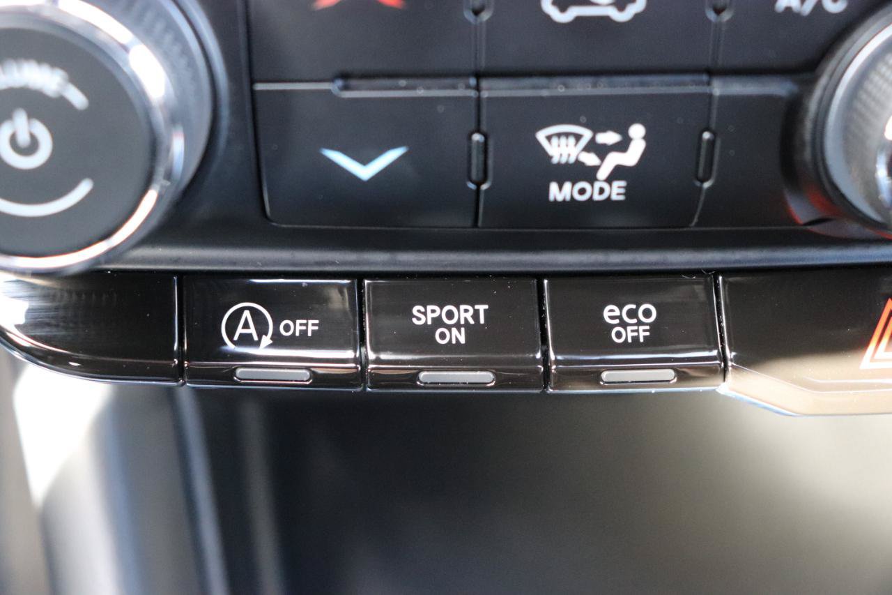Used 2025 Dodge Durango GT AWD/4WD image 41