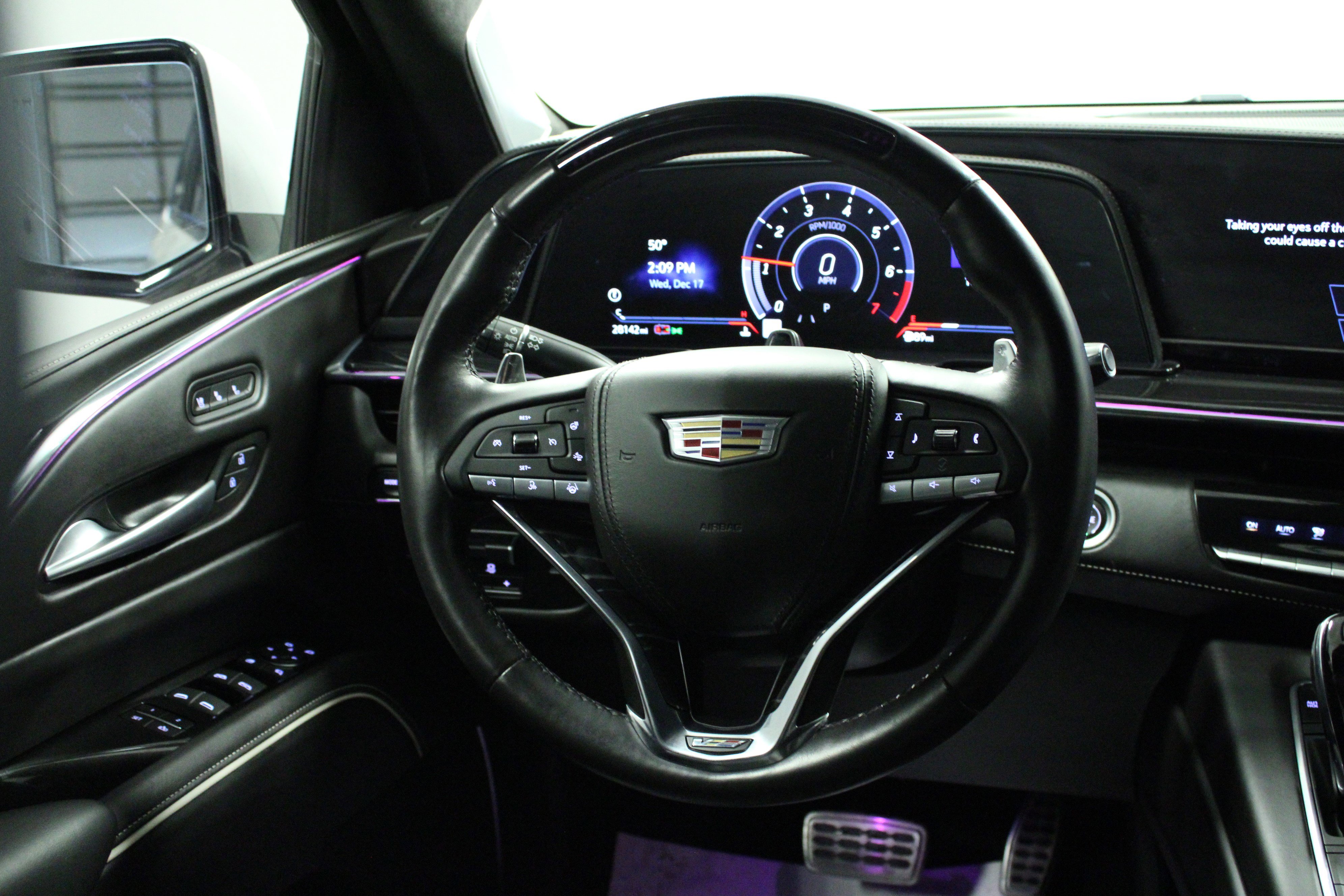 Used 2023 Cadillac Escalade ESV V w/ Heavy-Duty Trailer Package image 21