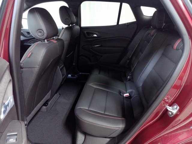 New 2025 Chevrolet Trax RS image 27