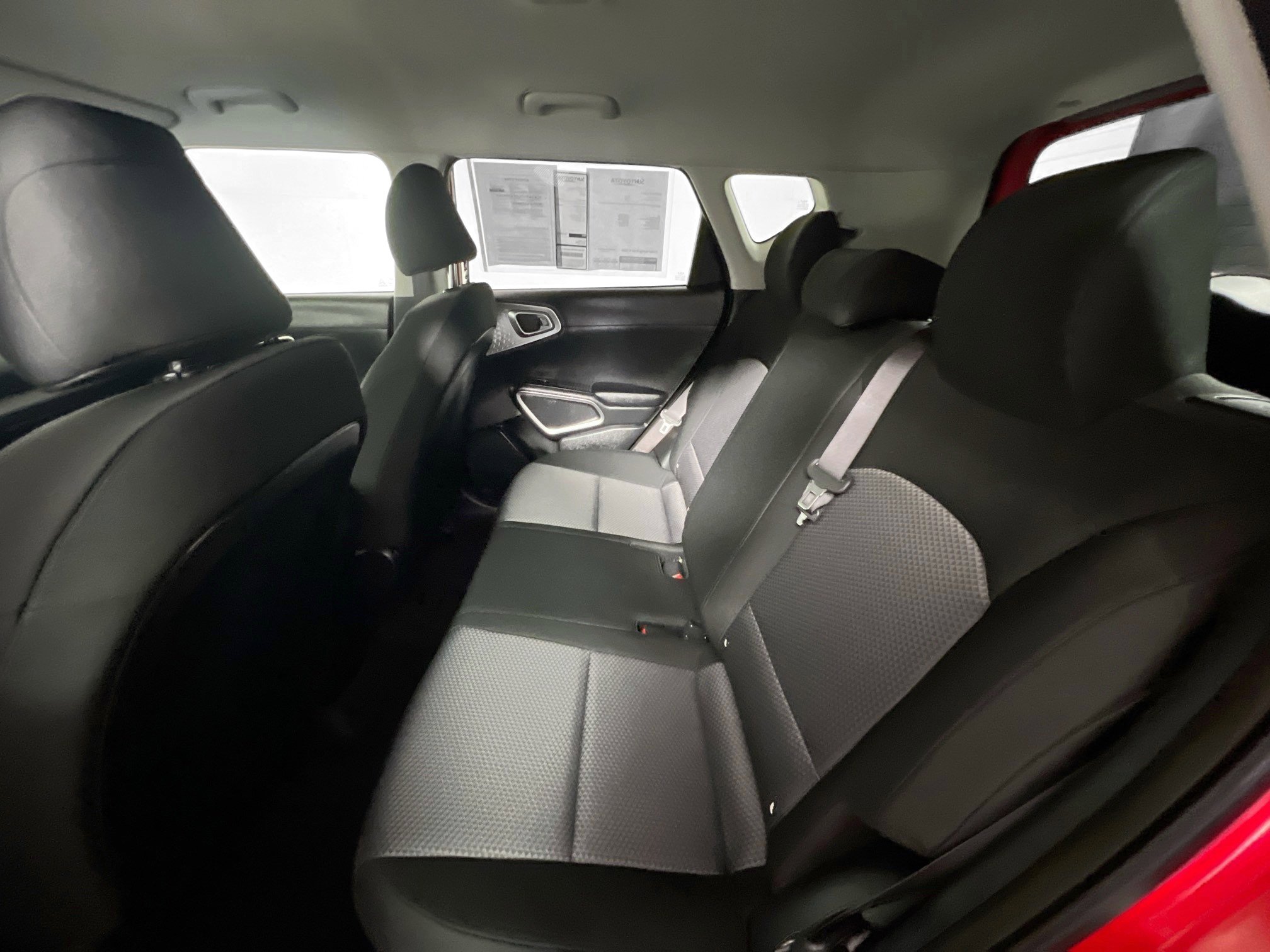 Used 2025 Kia Soul LX w/ LX Technology Package image 28