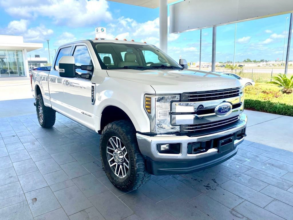 Used 2018 Ford F250 Lariat w/ Lariat Ultimate Package image 3