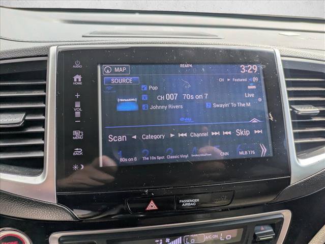 Certified 2017 Honda Pilot Touring image 11