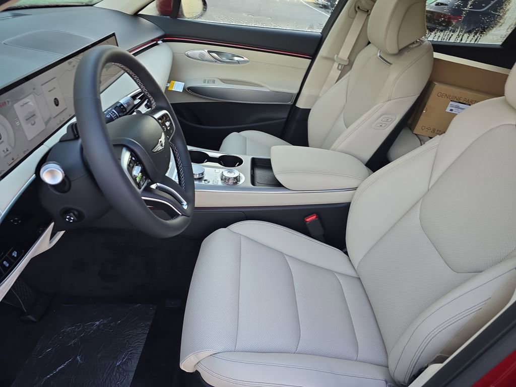 New 2026 Genesis GV70 2.5T Select image 9