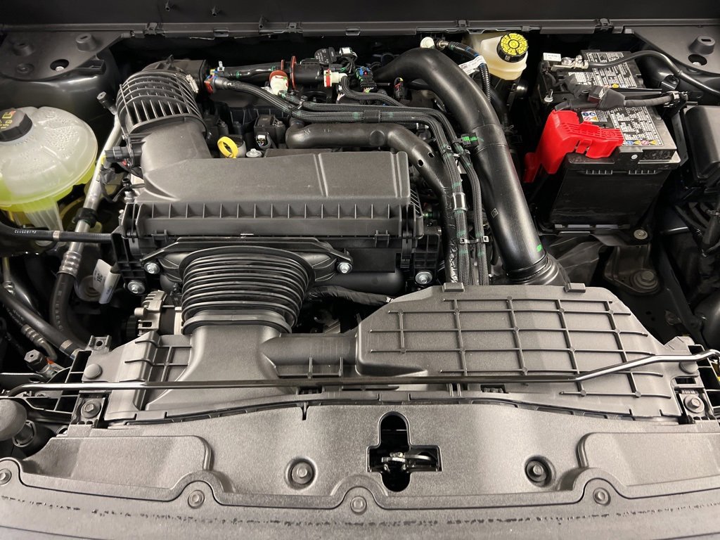 New 2025 Ford Maverick XLT w/ XLT Luxury Package image 32