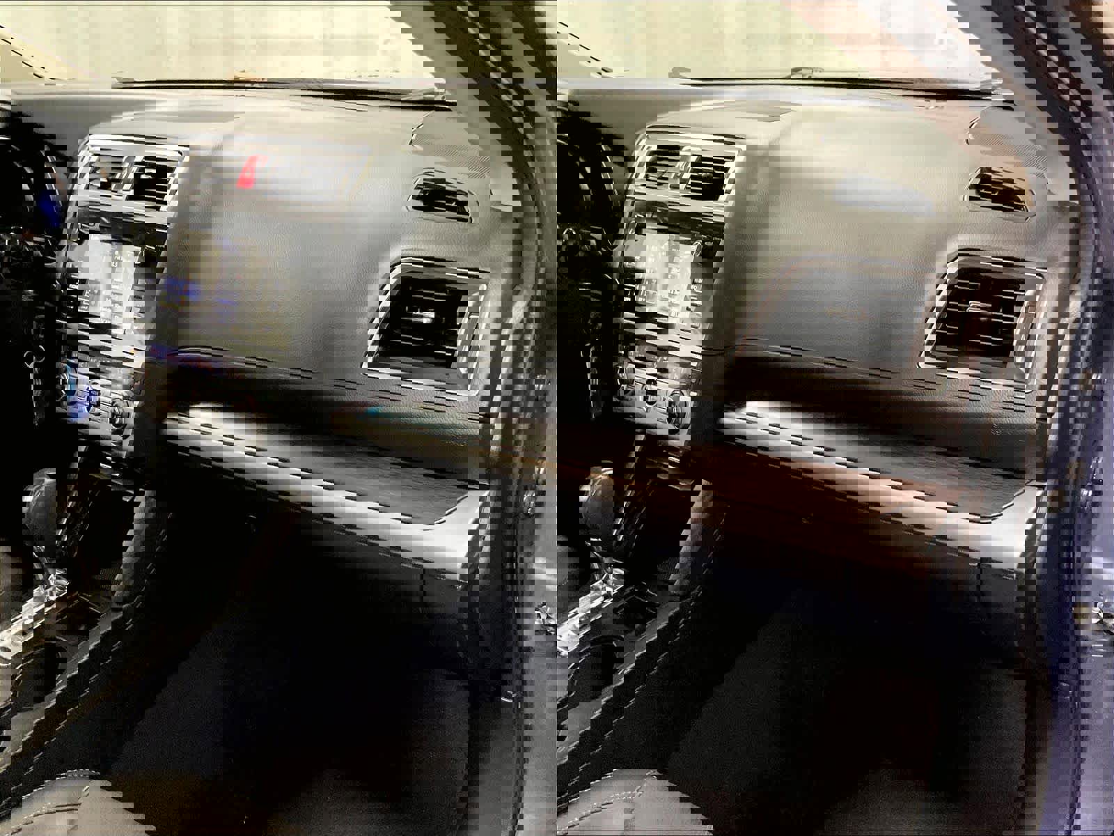 Used 2016 Subaru Legacy 3.6R Limited image 13