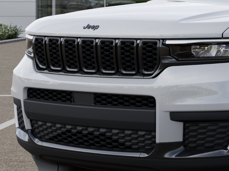 New 2025 Jeep Grand Cherokee L Altitude image 27