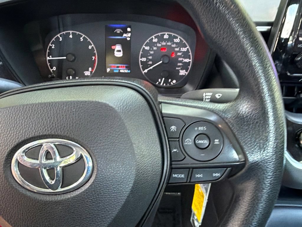 Used 2024 Toyota Corolla LE FWD image 16