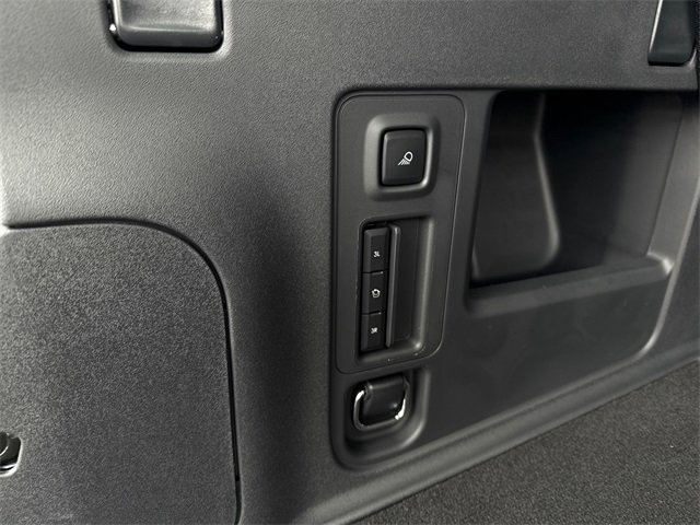 New 2025 Lincoln Navigator Reserve w/ Jet Appearance Package image 17