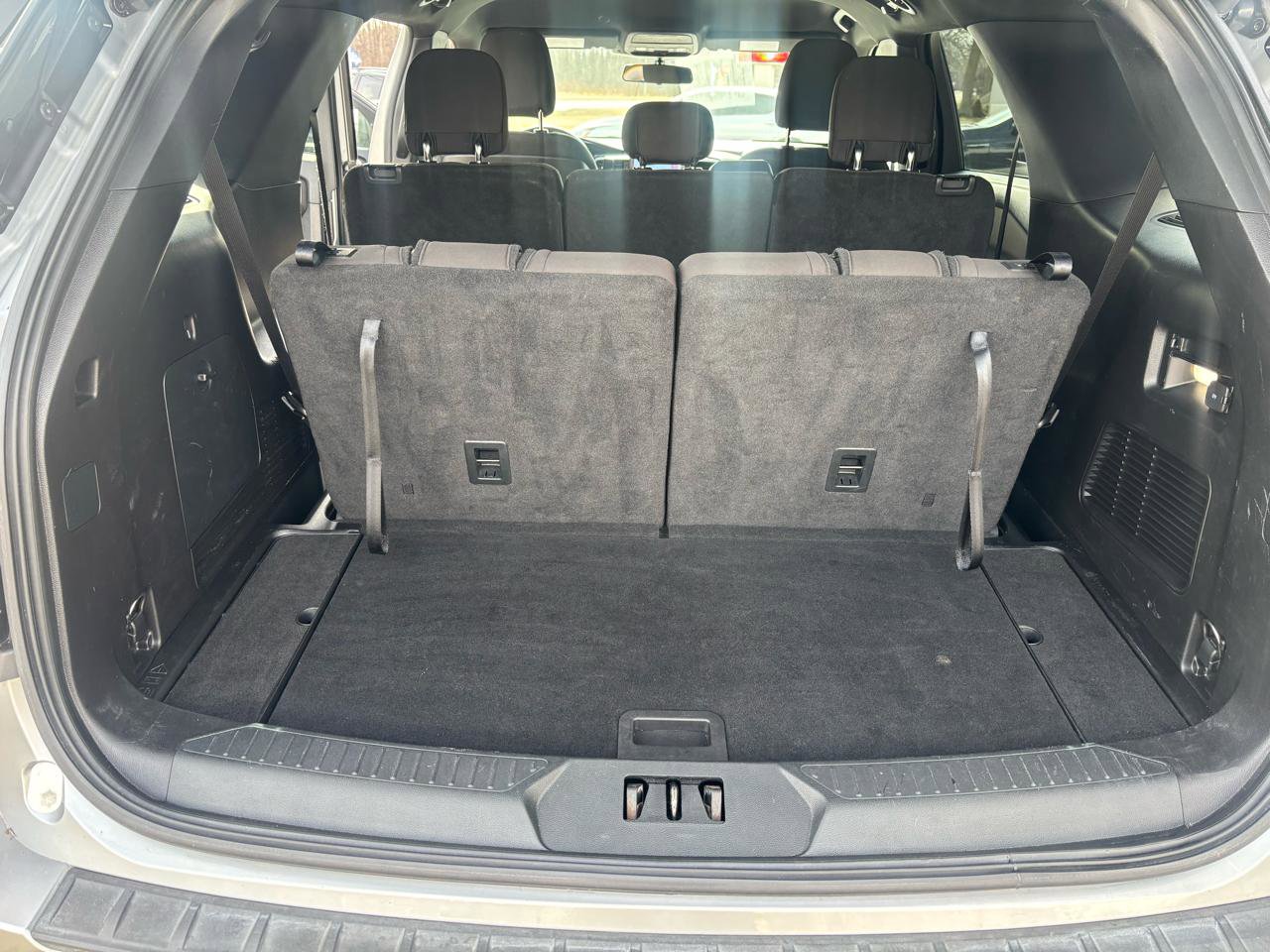 Used 2020 Ford Explorer XLT w/ Comfort Package image 13