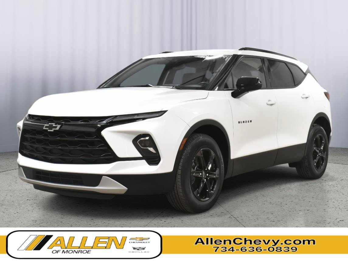 Used 2024 Chevrolet Blazer LT AWD/4WD image 1