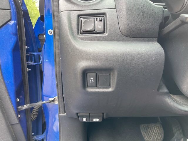 Used 2017 Nissan Versa SV FWD image 16