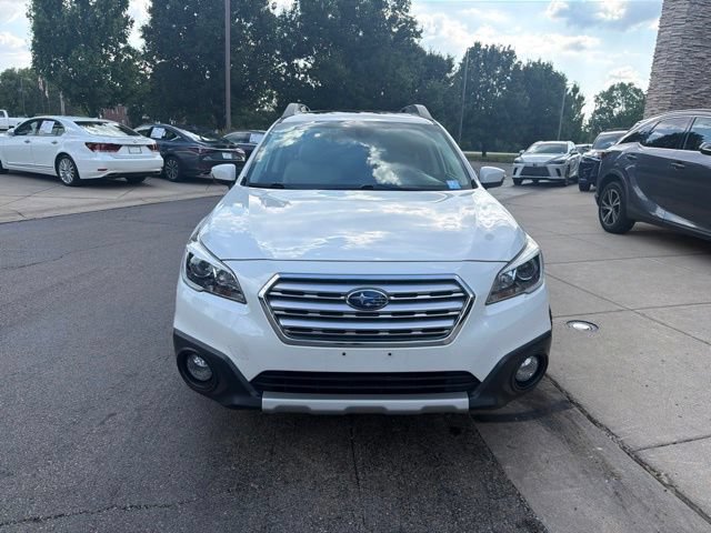Used 2017 Subaru Outback 2.5i Limited AWD/4WD image 2