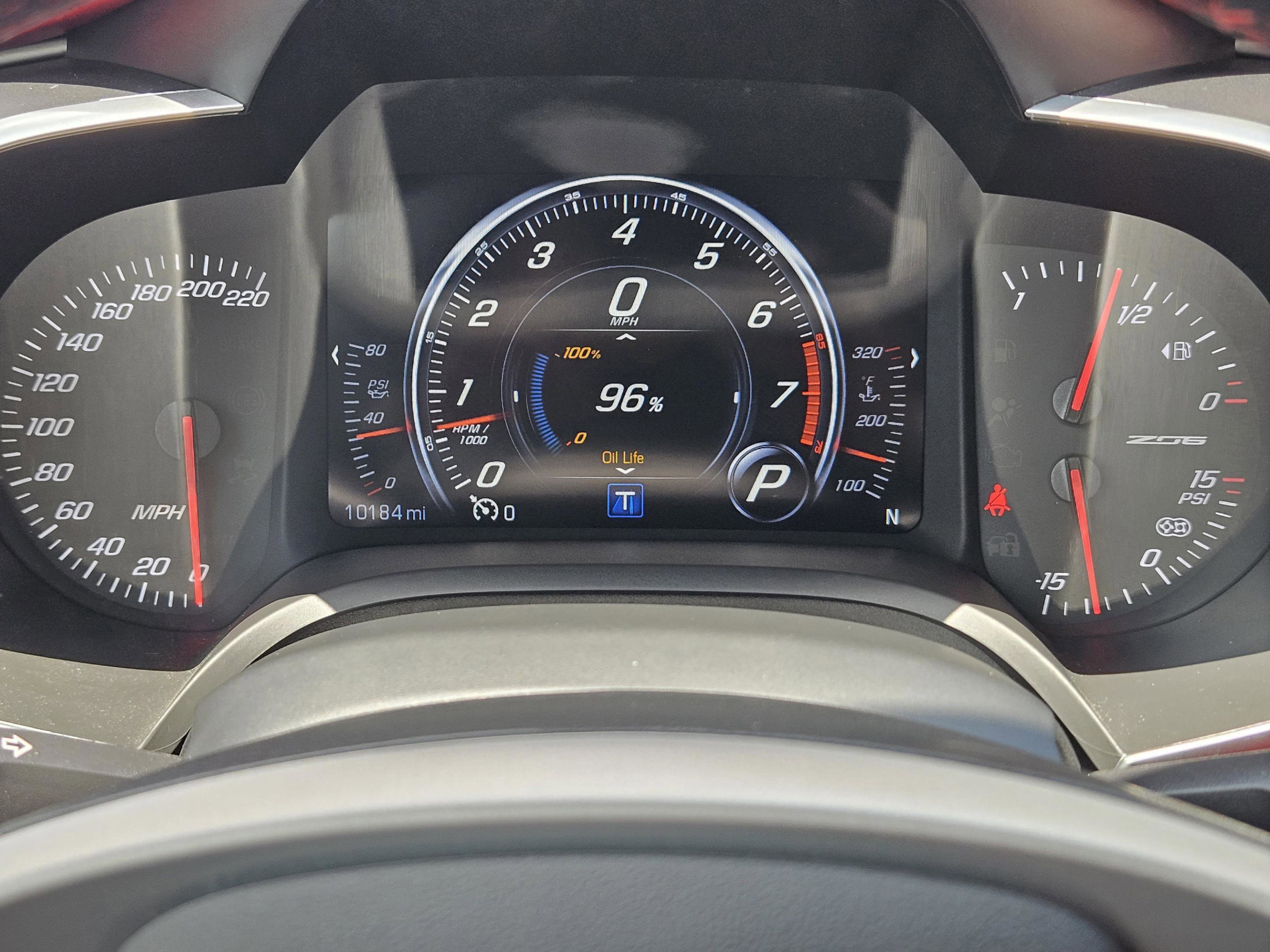 Used 2016 Chevrolet Corvette Z06 w/ 3LZ Preferred Equipment Group RWD image 12