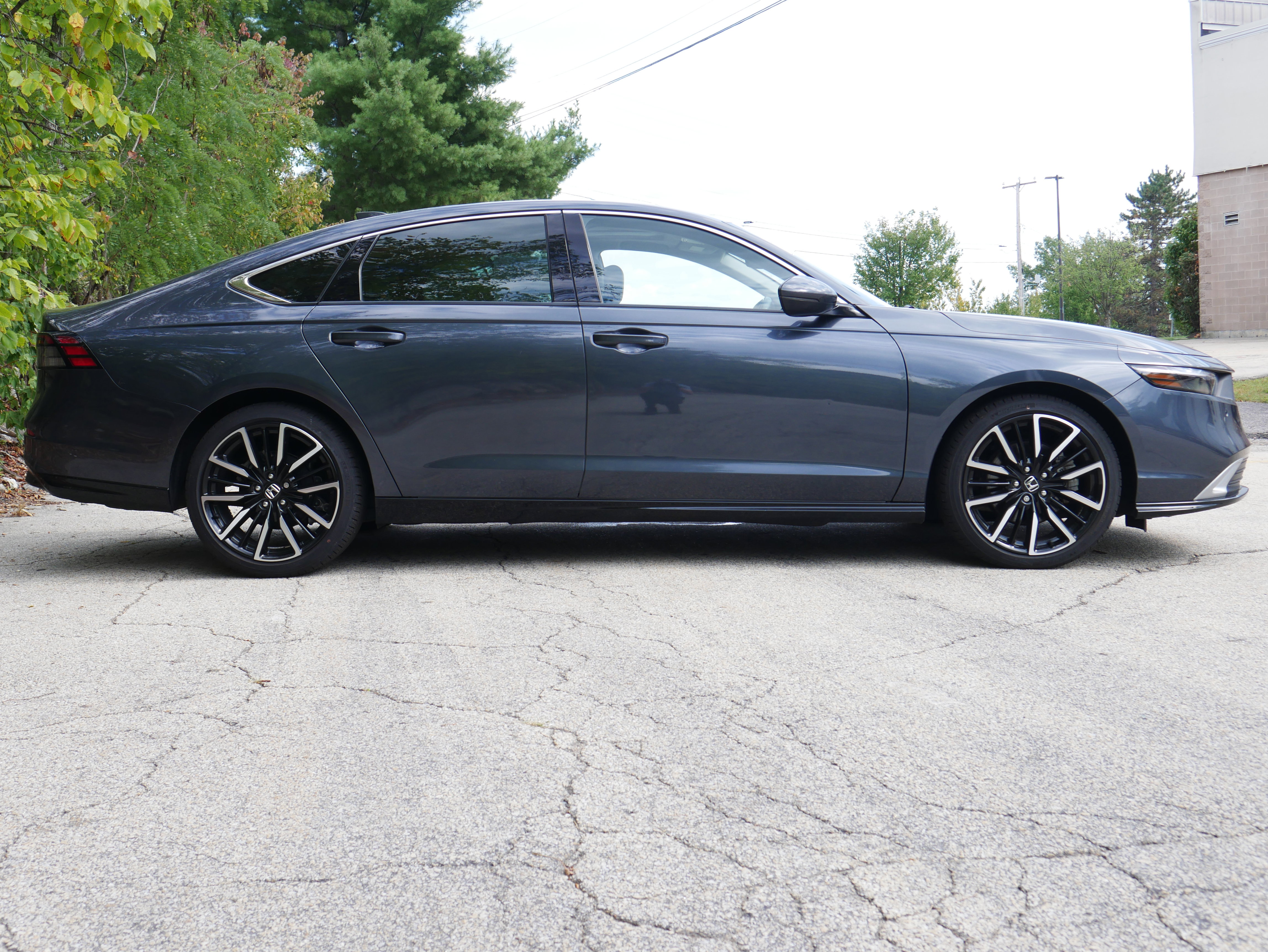 Used 2024 Honda Accord Touring image 8