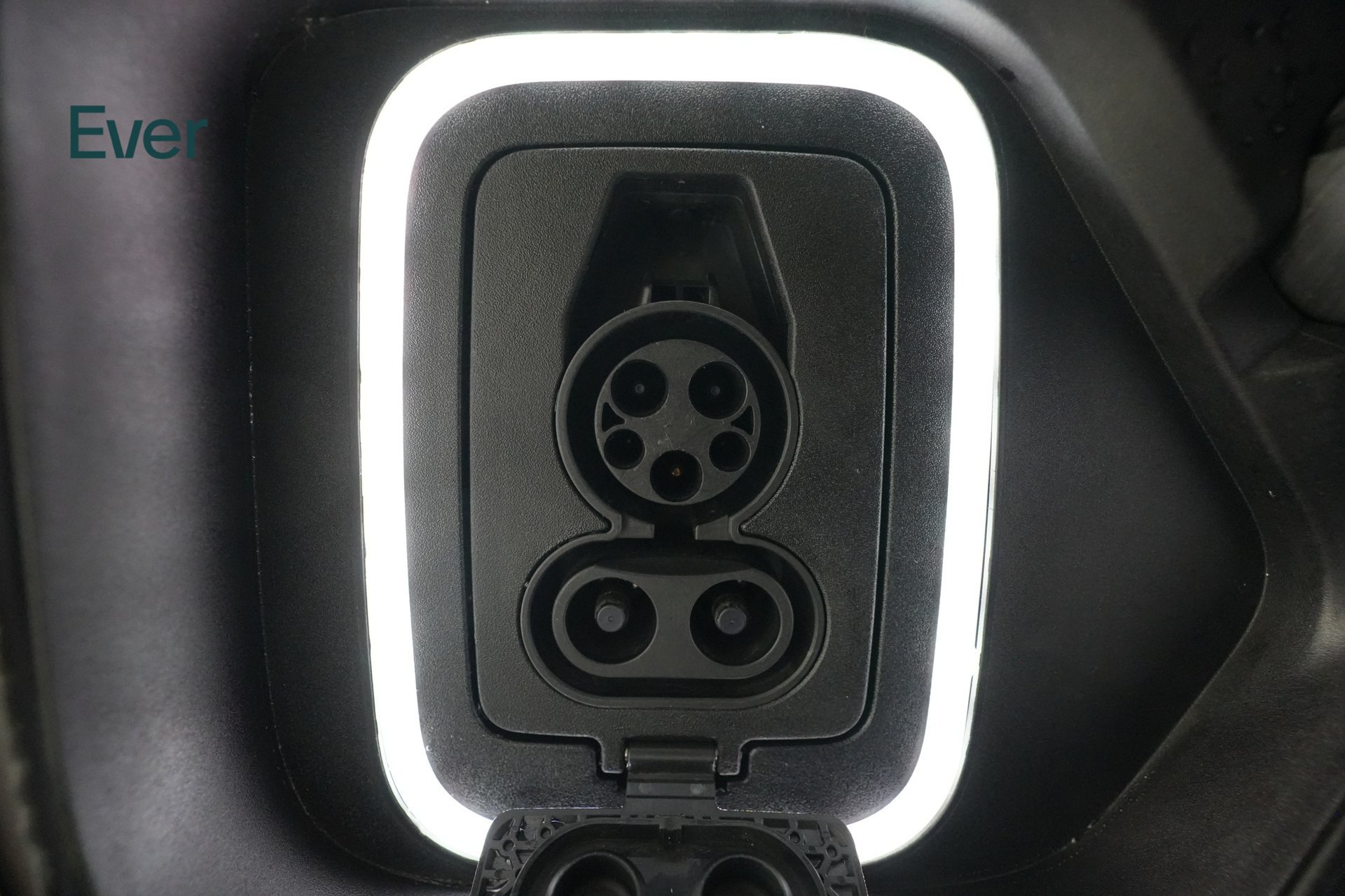 Used 2023 Rivian R1S Adventure Quad AWD/4WD image 10