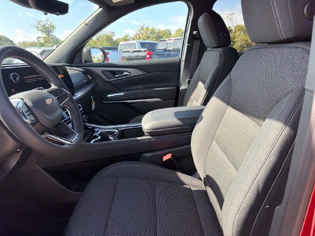 New 2027 Chevrolet Traverse LT w/ Driver Confidence Package FWD image 17
