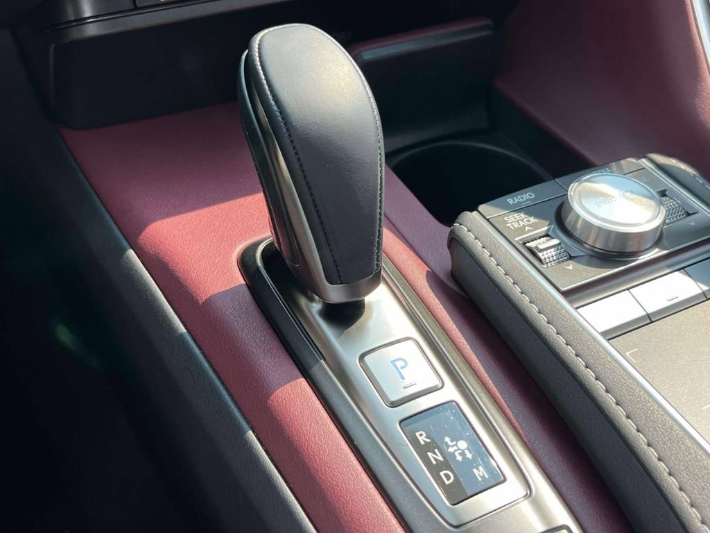 Used 2018 Lexus LC 500 Coupe w/ Sport Package RWD image 29
