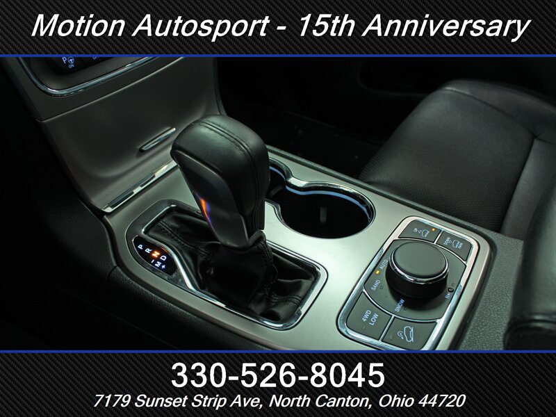 Used 2017 Jeep Grand Cherokee Summit AWD/4WD image 21