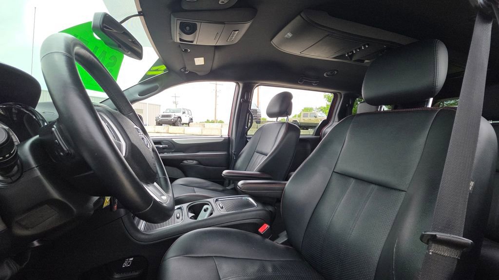 Used 2017 Dodge Grand Caravan GT FWD image 22