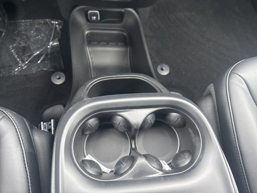 New 2026 Chrysler Pacifica Select FWD image 34