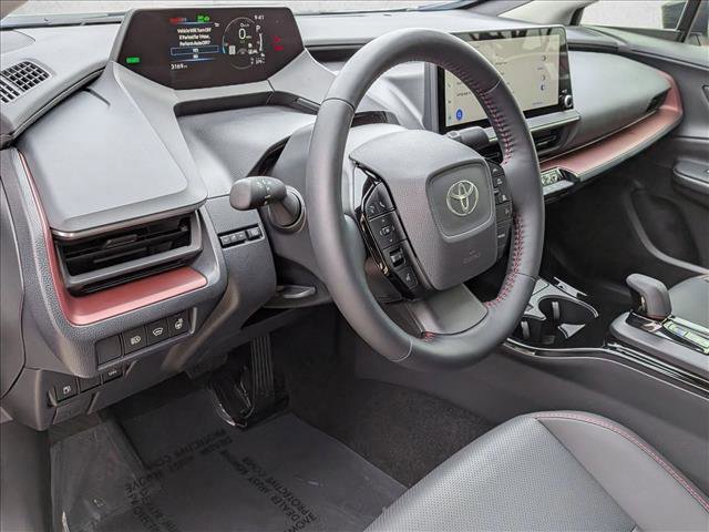 Used 2025 Toyota Prius Plug-In Hybrid image 10